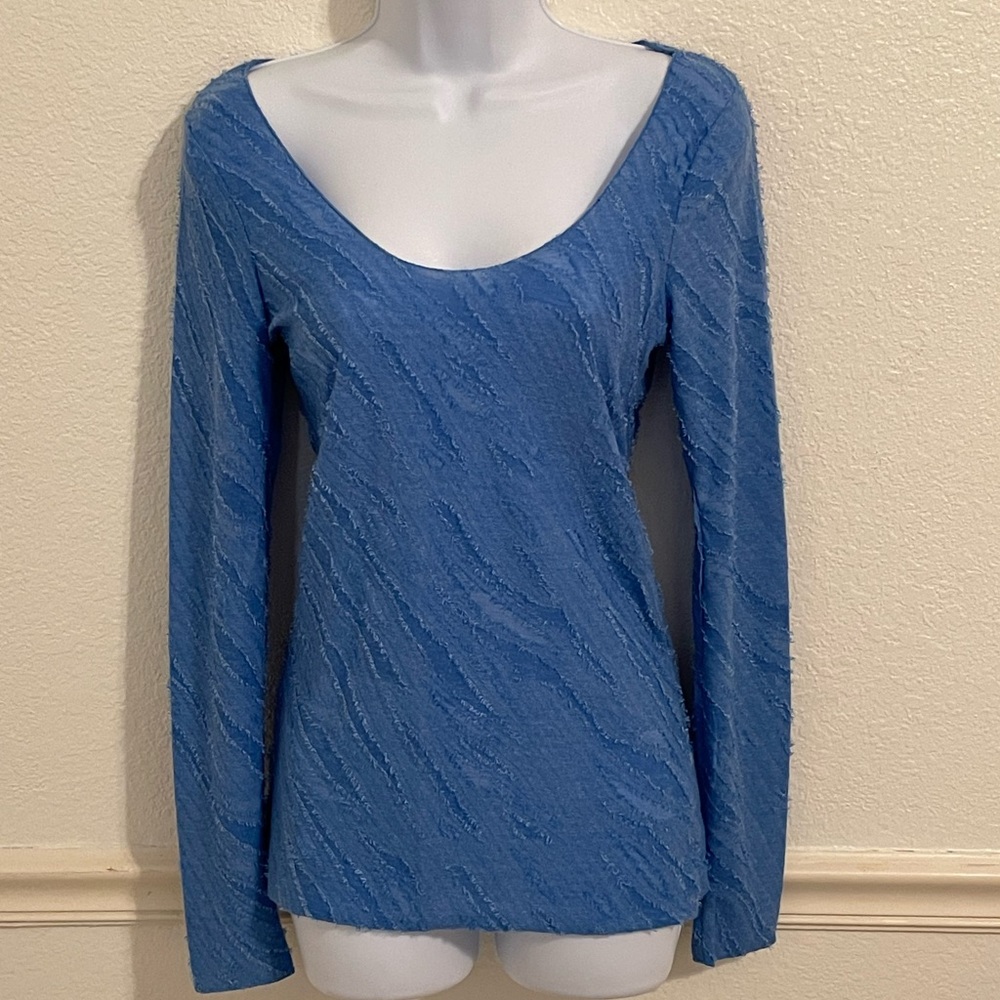 BKE long-sleeved cornflower blue blouse size Small